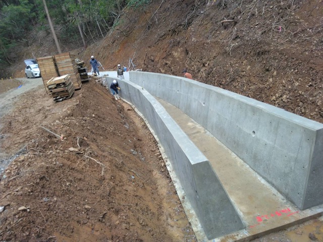 流路工三面張り水路